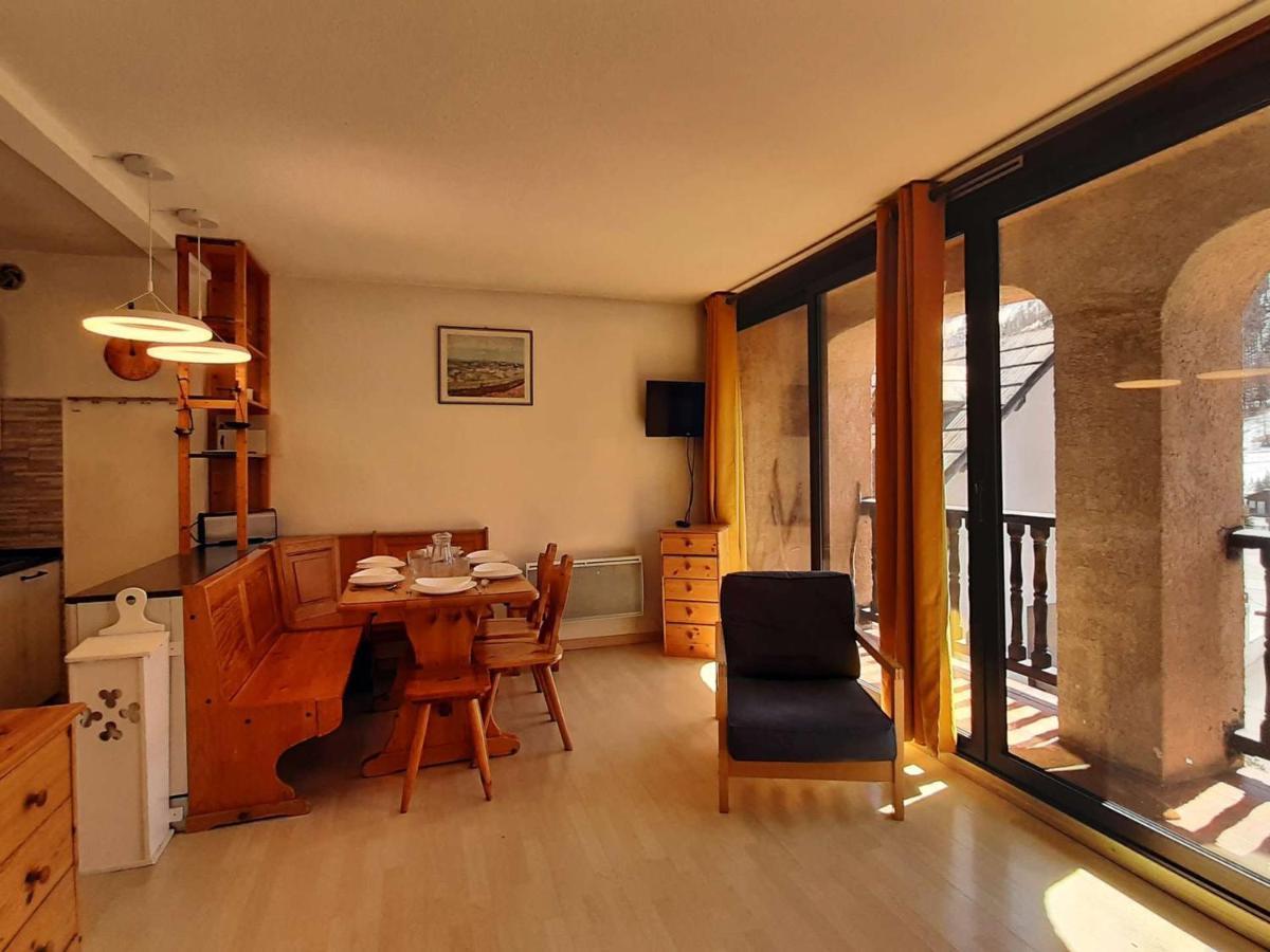 Bel Appartement 3 Pieces Pour 7 Pers Avec Balcon, Montgenevre - Fr-1-330D-126 ภายนอก รูปภาพ